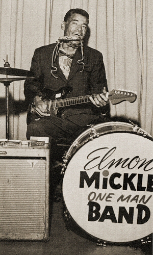 'Elmon Mickles One Man Band'; source: Mike Leadbitter: Nothing But The Blues, p. 218 i; photographer: Darryl Stolper